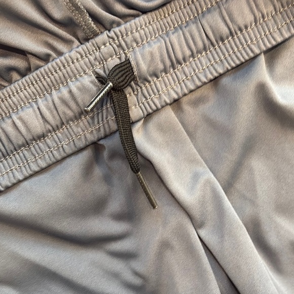 Adidas Gray and Red kids Shorts size youth large - Picture 3 of 8